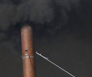 /imag/_v0/1280x852/4/4/e/reuters-fumata.jpg