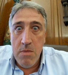 El Alcalde de Pamplona bilaketarekin bat datozen irudiak
