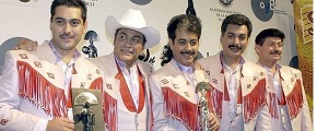 Los Tigres del Norte recibirán su estrella en el Paseo de la Fama - 300x150
