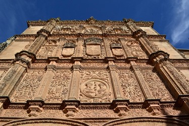 ESPAÑA: Un estudio revelará la misteriosa autoría de la fachada de la Universidad de Salamanca