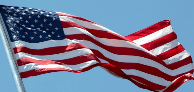 banderaeeuu635.jpg -