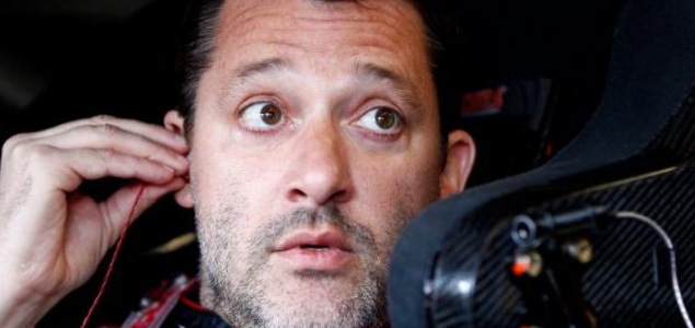 Un piloto de la Nascar atropella mortalmente a otro en una carrera - 200x125