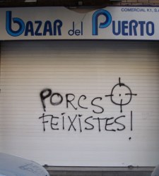 catalan_tienda_insulto.jpg