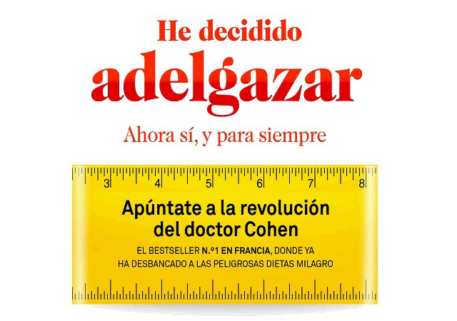 La muchacha el programa de los entrenamientos para arreglar el vientre