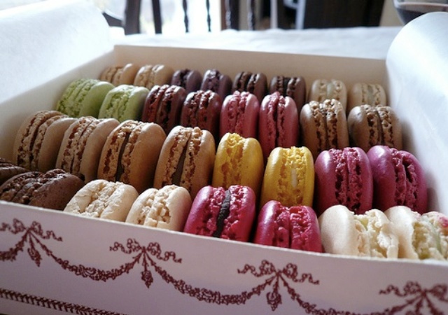 macarons1.jpg